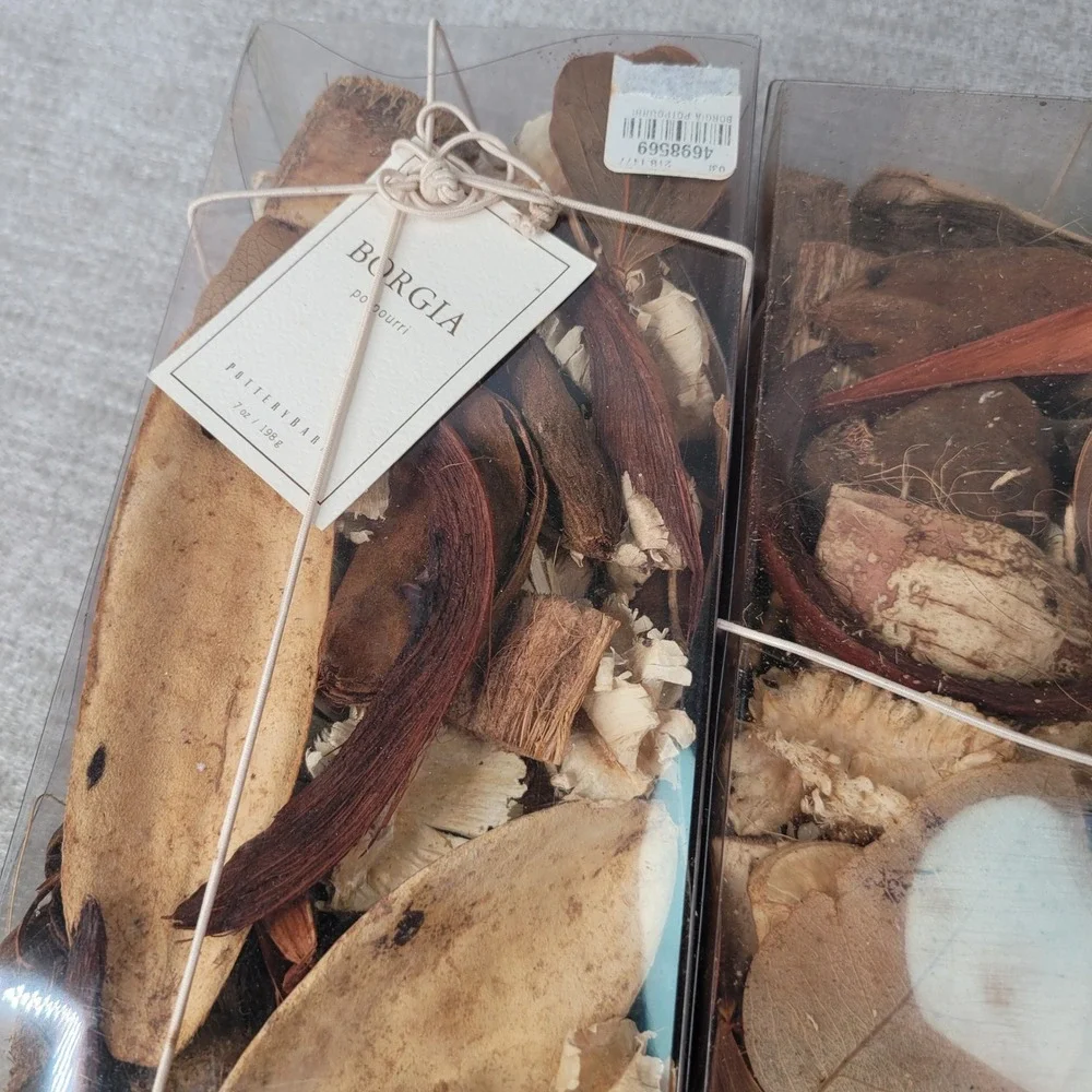 Pottery Barn Borgia Potpourri Set of 2 Chocolate Orange Blossom Scented 7oz New